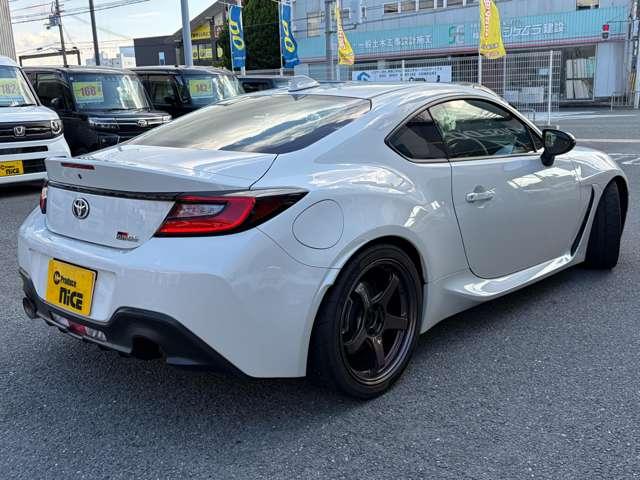 GR86 RC ADVAN18インチホイール 7インチディスプレイオーディオ 6速MT ETC Bluetooth接続可 スマートキー DUALエアコン LEDヘッドライト 横滑り防止装置 レカロバケットシート(16枚目)