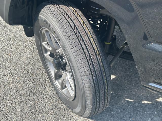 ジムニー ＸＣ　スズキセーフティサポート　クルーズコントロール　衝突被害軽減ブレーキ　ＬＥＤヘッドライト　プッシュボタンスタート　アイドリングストップ　純正アルミホイール　シートヒーター　電動格ドアミラー（17枚目）
