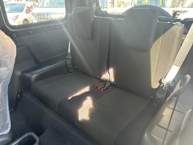 ジムニー ＸＣ　スズキセーフティサポート　クルーズコントロール　衝突被害軽減ブレーキ　ＬＥＤヘッドライト　プッシュボタンスタート　アイドリングストップ　純正アルミホイール　シートヒーター　電動格ドアミラー（54枚目）