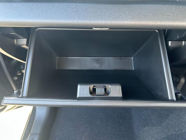 ジムニー ＸＣ　スズキセーフティサポート　クルーズコントロール　衝突被害軽減ブレーキ　ＬＥＤヘッドライト　プッシュボタンスタート　アイドリングストップ　純正アルミホイール　シートヒーター　電動格ドアミラー（58枚目）