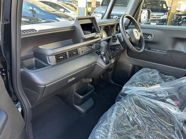 N-BOX 届出済未使用 両側パワスラ シートヒーター LEDヘッドライト 衝突軽減ブレーキ レーダークルコン 電動パーキングブレーキ 禁煙車(52枚目)