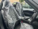 【運転席】運転手と助手席にやさしい装備ヘッドレスト!頭を支えてくれます。
