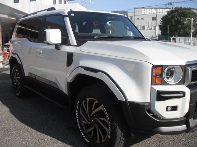 ランドクルーザー２５０ ＶＸ　モデリスタ２０インチアルミ／シグネチャーイルミブレード／オーバーフェンダー／モデリスタパッケージ／フェンダーガーニッシュ／サイドモール／リアスポイラー／デジタルインナーミラー／サンルーフ／（11枚目）