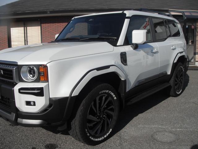 ランドクルーザー２５０ ＶＸ　モデリスタ２０インチアルミ／シグネチャーイルミブレード／オーバーフェンダー／モデリスタパッケージ／フェンダーガーニッシュ／サイドモール／リアスポイラー／デジタルインナーミラー／サンルーフ／（12枚目）