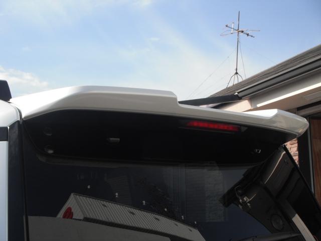ランドクルーザー２５０ ＶＸ　モデリスタ２０インチアルミ／シグネチャーイルミブレード／オーバーフェンダー／モデリスタパッケージ／フェンダーガーニッシュ／サイドモール／リアスポイラー／デジタルインナーミラー／サンルーフ／（13枚目）