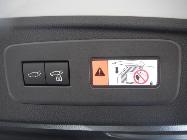 ランドクルーザー２５０ ＶＸ　モデリスタ２０インチアルミ／シグネチャーイルミブレード／オーバーフェンダー／モデリスタパッケージ／フェンダーガーニッシュ／サイドモール／リアスポイラー／デジタルインナーミラー／サンルーフ／（15枚目）