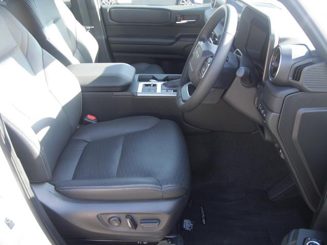 ランドクルーザー２５０ ＶＸ　モデリスタ２０インチアルミ／シグネチャーイルミブレード／オーバーフェンダー／モデリスタパッケージ／フェンダーガーニッシュ／サイドモール／リアスポイラー／デジタルインナーミラー／サンルーフ／（18枚目）