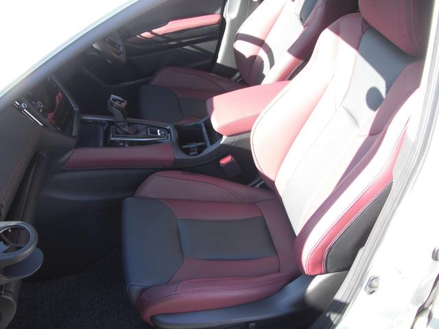 レヴォーグ ＳＴＩスポーツ　ＥＸ　１１．６インチナビフルセグ　バックモニター　ＥＴＣ　スマートキー　パワーバックドア　ターボ（18枚目）