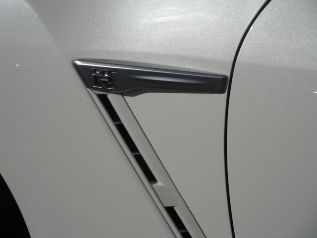 ＧＴ－Ｒ ブラックエディション　ＢＯＳＥサウンドシステム・ＬＥＤハイパーデイライトキャンセルスイッチ・ＧＴ－Ｒ専用フロアカーペット（16枚目）