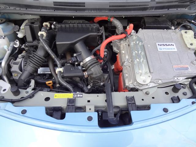 ノート e-パワー メダリスト 1年間走行距離無制限保証 エマージェンシーブレーキ LEDライト メモリーナビ フルセグTV Bluetooth  全周囲モニター ドライブレコーダー ETC スマートキー プッシュスタート 禁煙車(18枚目)