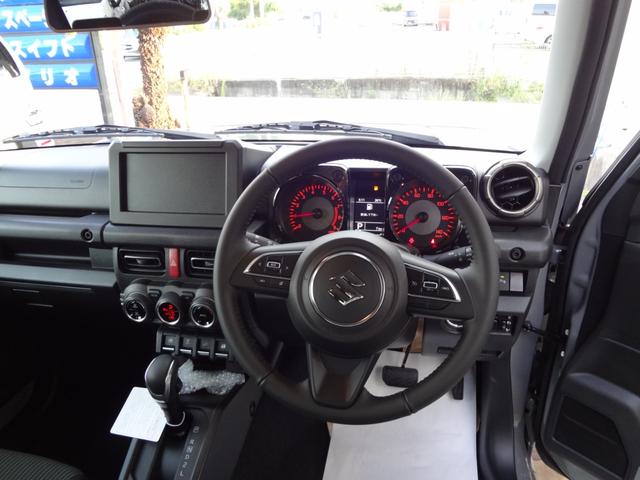 ジムニー ＸＣ　スズキセーフティーサポート　衝突軽減ブレーキ　誤発進抑制機能　ＬＥＤライト　ターボ　サイド＆カーテンエアバッグ　アイドリングストップ　クルコン　シートヒーター　リアソナー　アルミ　届出済み未使用車（7枚目）