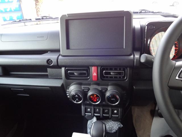 ジムニー ＸＣ　スズキセーフティーサポート　衝突軽減ブレーキ　誤発進抑制機能　ＬＥＤライト　ターボ　サイド＆カーテンエアバッグ　アイドリングストップ　クルコン　シートヒーター　リアソナー　アルミ　届出済み未使用車（13枚目）