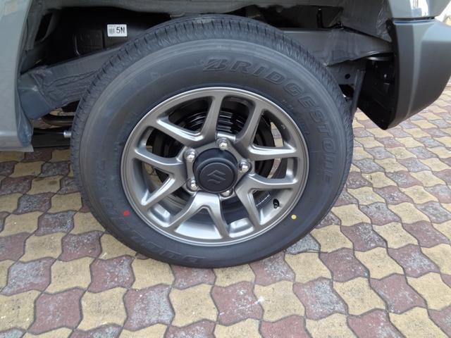 ジムニー ＸＣ　スズキセーフティーサポート　衝突軽減ブレーキ　誤発進抑制機能　ＬＥＤライト　ターボ　サイド＆カーテンエアバッグ　アイドリングストップ　クルコン　シートヒーター　リアソナー　アルミ　届出済み未使用車（70枚目）