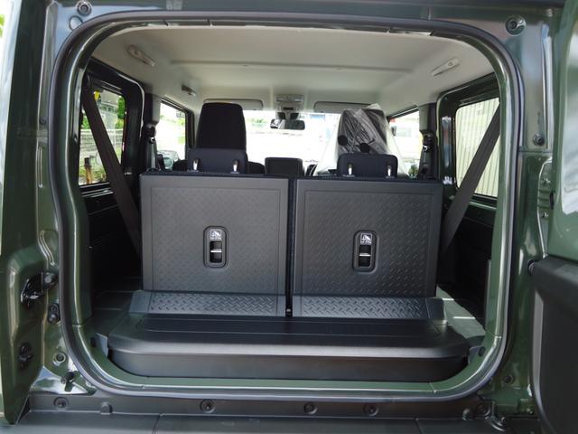 ジムニー ＸＣ　スズキセーフティーサポート　衝突軽減ブレーキ　誤発進抑制機能　ＬＥＤライト　ターボ　サイド＆カーテンエアバッグ　アイドリングストップ　クルコン　シートヒーター　リアソナー　届出済み未使用車（11枚目）