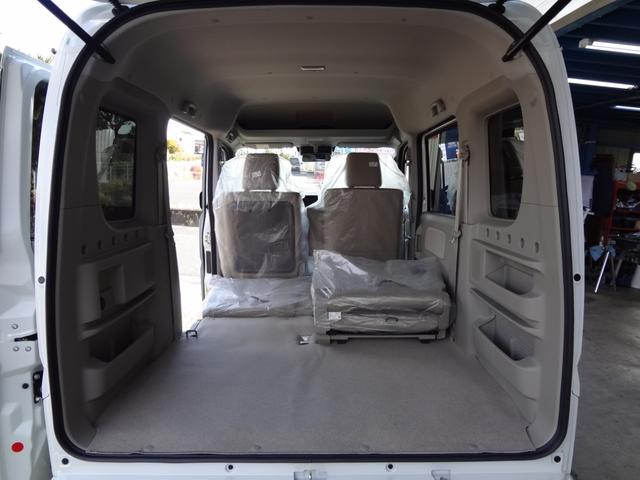 エブリイワゴン ＰＺターボスペシャル　スズキセーフティーサポート　衝突軽減ブレーキ　誤発進抑制機能　ＬＥＤライト　両側電動スライドドア＆左オートステップ　ハイルーフ　アイドリングストップ　スマ－トキ－　プッシュスタート　届出済み未使用車（48枚目）