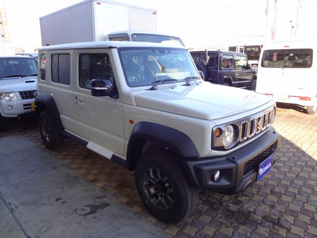 ジムニーノマド ＦＣ　スズキセーフティーサポート　衝突軽減ブレーキ　ＬＥＤライト　アダプティブクルーズコントロール　アイドリングストップ　シートヒーター　リアソナー　スマ－トキ－　プッシュスタート　登録済み未使用車（4枚目）