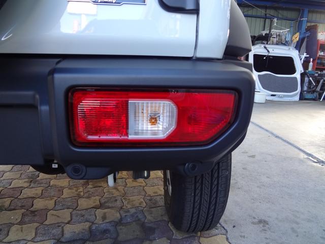 ジムニーノマド ＦＣ　スズキセーフティーサポート　衝突軽減ブレーキ　ＬＥＤライト　アダプティブクルーズコントロール　アイドリングストップ　シートヒーター　リアソナー　スマ－トキ－　プッシュスタート　登録済み未使用車（60枚目）