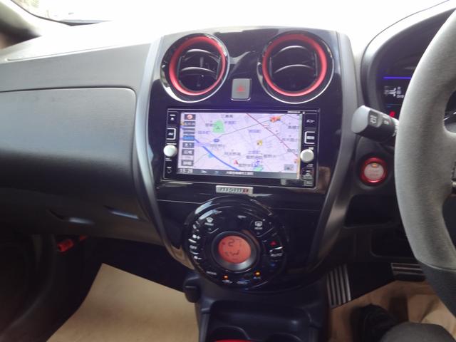 ノート e-パワーニスモ 1年間走行距離無制限保証 エマージェンシーブレーキ LEDライト メモリーナビ フルセグTV 全周囲モニター ETC アイドリングストップ インテリジェントルームミラー スマ-トキ- アルミ 禁煙車(13枚目)