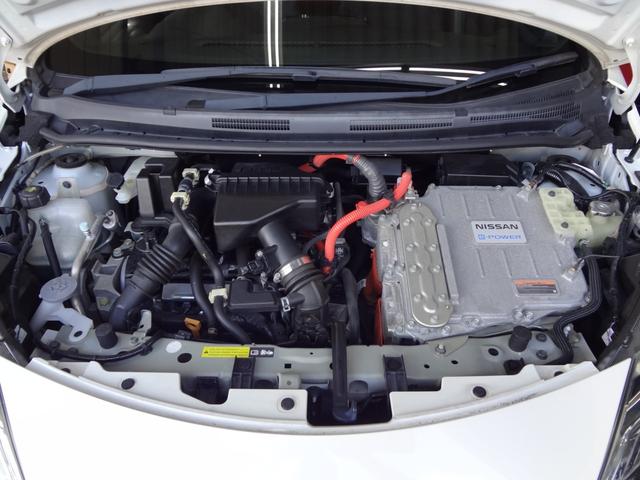 ノート e-パワーニスモ 1年間走行距離無制限保証 エマージェンシーブレーキ LEDライト メモリーナビ フルセグTV 全周囲モニター ETC アイドリングストップ インテリジェントルームミラー スマ-トキ- アルミ 禁煙車(18枚目)