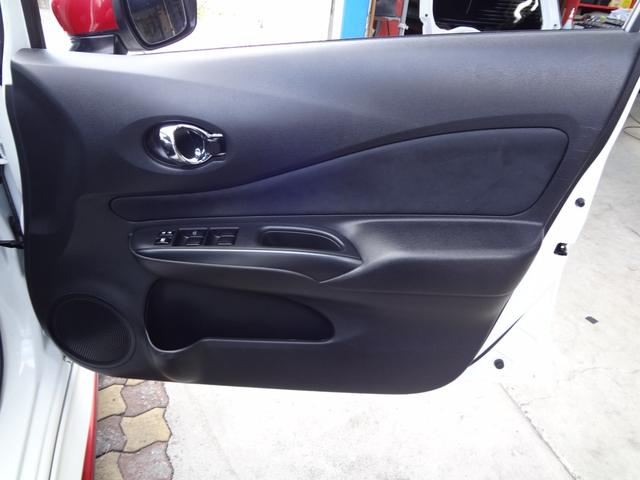 ノート e-パワーニスモ 1年間走行距離無制限保証 エマージェンシーブレーキ LEDライト メモリーナビ フルセグTV 全周囲モニター ETC アイドリングストップ インテリジェントルームミラー スマ-トキ- アルミ 禁煙車(21枚目)