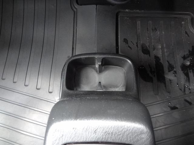 アクティバン ＳＤＸ　１年間走行距離無制限保証　両側スライドドア　ハイルーフ　Ｗエアバック　オートマ　エアコン　パワステ　フロントパワーウインドウ　キーレス　プライバシーガラス　禁煙車（29枚目）