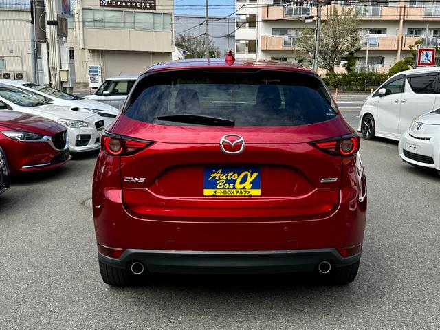 ＣＸ－５ ２０Ｓ　プロアクティブ　マツダコネクトナビ　全方位モニター　ＢＯＳＥサウンドシステム　衝突被害軽減ブレーキ　アダプティブクルーズコントロール　パワーバックドア　純正１９インチＡＷ　ＬＫＡ　ＢＳＭ　ＨＵＤ　ＥＴＣ　Ｃソナー（12枚目）