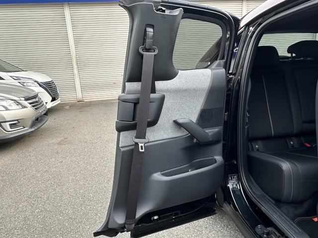 ＭＸ－３０ロータリーＥＶ エディションＲ　純正ＳＤナビ・ＴＶ　ＢＯＳＥサウンド　全方位カメラ　衝突被害軽減ブレーキ　ＬＫＡ　ＡＨＢ　ＢＳＭ　ＥＴＣ　ハーフレザーパワーシート　シートヒーター　純正１８インチＡＷ　Ｃソナー　ＬＥＤヘッドライト（27枚目）