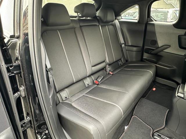 ＭＸ－３０ロータリーＥＶ エディションＲ　純正ＳＤナビ・ＴＶ　ＢＯＳＥサウンド　全方位カメラ　衝突被害軽減ブレーキ　ＬＫＡ　ＡＨＢ　ＢＳＭ　ＥＴＣ　ハーフレザーパワーシート　シートヒーター　純正１８インチＡＷ　Ｃソナー　ＬＥＤヘッドライト（32枚目）