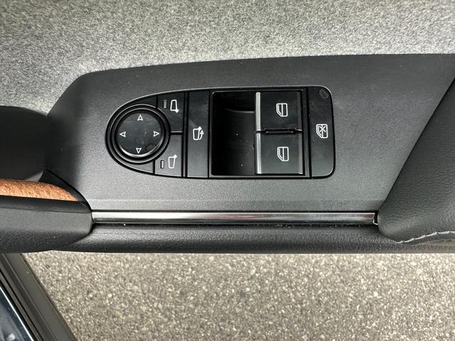 ＭＸ－３０ロータリーＥＶ エディションＲ　純正ＳＤナビ・ＴＶ　ＢＯＳＥサウンド　全方位カメラ　衝突被害軽減ブレーキ　ＬＫＡ　ＡＨＢ　ＢＳＭ　ＥＴＣ　ハーフレザーパワーシート　シートヒーター　純正１８インチＡＷ　Ｃソナー　ＬＥＤヘッドライト（34枚目）