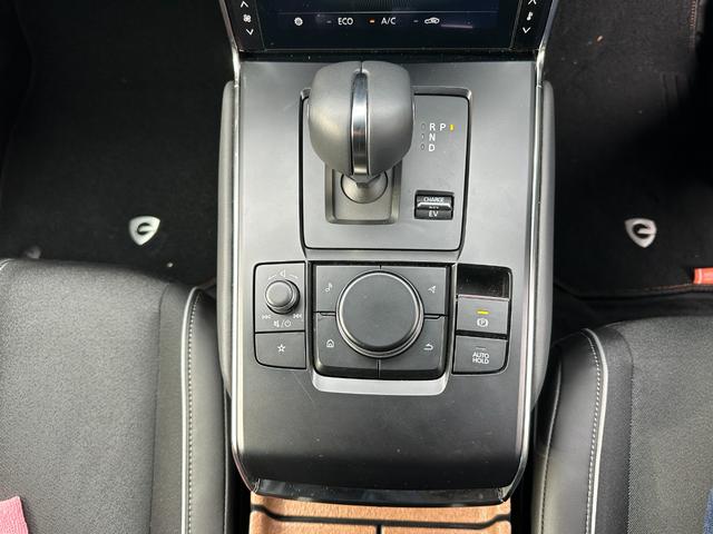 ＭＸ－３０ロータリーＥＶ エディションＲ　純正ＳＤナビ・ＴＶ　ＢＯＳＥサウンド　全方位カメラ　衝突被害軽減ブレーキ　ＬＫＡ　ＡＨＢ　ＢＳＭ　ＥＴＣ　ハーフレザーパワーシート　シートヒーター　純正１８インチＡＷ　Ｃソナー　ＬＥＤヘッドライト（38枚目）