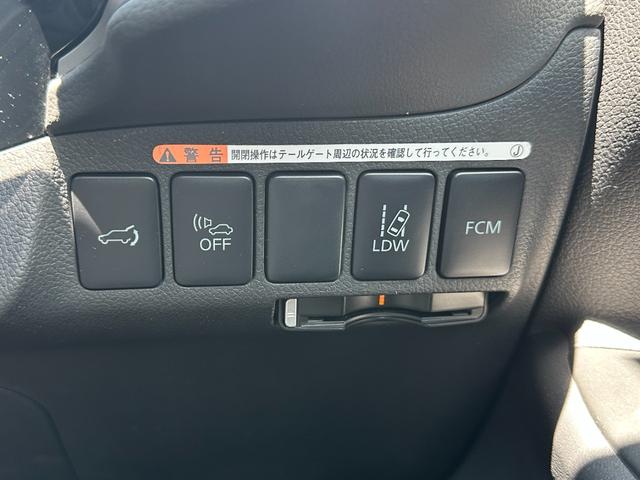 アウトランダーＰＨＥＶ Ｇプレミアムパッケージ　純正メモリーナビ　Ｂカメラ　ロックフォード　黒革パワーシート　ドラレコ　衝突被害軽減Ｂ　レーダークルーズ　ＬＫＡ　シートヒーター　ＥＴＣ　ＬＥＤヘッドライト　純正１８インチＡＷ　１５００Ｗ電源（46枚目）
