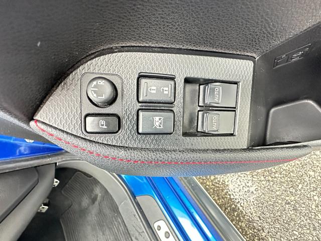 ＢＲＺ Ｓ　ワンオーナー　６ＭＴ　純正７ｉｎワイドナビ・フルセグＴＶ　ハーフレザーシート　ＨＩＤヘッドライト　ＬＥＤフォグライト　純正１７ｉｎアルミ　ＴＲＣ　ＥＴＣ　ヴァレンティンテールライト（32枚目）