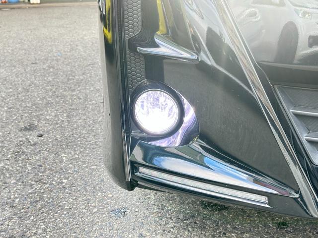 ヴォクシー ＺＳ　Ｇ’ｓ　純正８ｉｎメモリーナビＴＶ　Ｂカメラ　パワースライド　トヨタセーフティセンス　ＬＫＡ　ＴＲＣ　ＥＴＣ　Ｇ‘ｓ専用ハーフレザーシート　Ｇ‘ｓ専用１８インチＡＷ　オートハイビーム　ＬＥＤヘッドライト（16枚目）