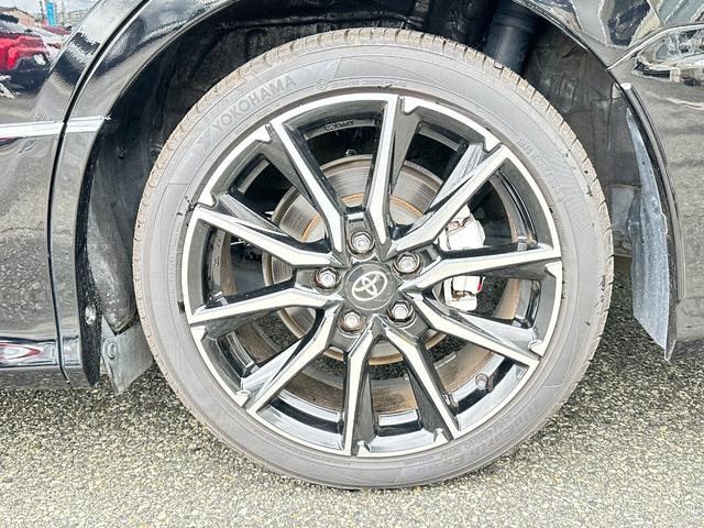 ヴォクシー ＺＳ　ＧＲスポーツ　純正メモリーナビＴＶ　バックカメラ　両側パワースライドドア　トヨタセーフティセンス　ＧＲ専用ハーフレザーシート　ＬＫＡ・ＴＲＣ・ＥＴＣ　クルーズＣ　純正１８ｉｎＡＷ　ＬＥＤライト・ＬＥＤフォグ（23枚目）