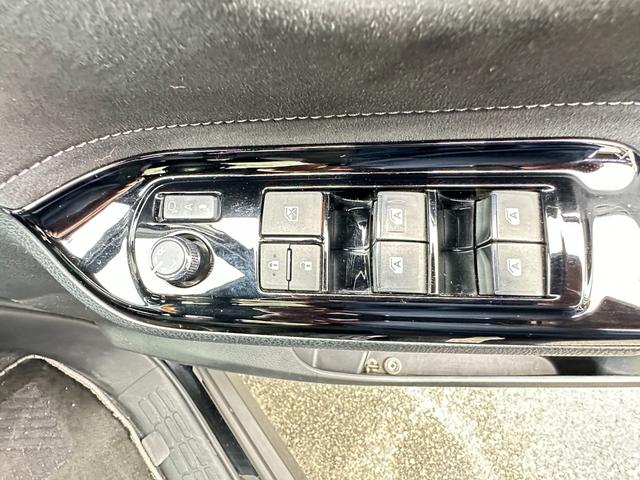 ヴォクシー ＺＳ　ＧＲスポーツ　純正メモリーナビＴＶ　バックカメラ　両側パワースライドドア　トヨタセーフティセンス　ＧＲ専用ハーフレザーシート　ＬＫＡ・ＴＲＣ・ＥＴＣ　クルーズＣ　純正１８ｉｎＡＷ　ＬＥＤライト・ＬＥＤフォグ（34枚目）