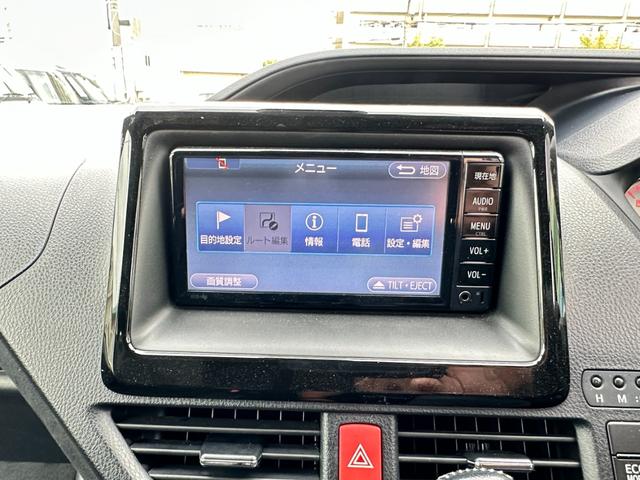 ヴォクシー ＺＳ　ＧＲスポーツ　純正メモリーナビＴＶ　バックカメラ　両側パワースライドドア　トヨタセーフティセンス　ＧＲ専用ハーフレザーシート　ＬＫＡ・ＴＲＣ・ＥＴＣ　クルーズＣ　純正１８ｉｎＡＷ　ＬＥＤライト・ＬＥＤフォグ（35枚目）