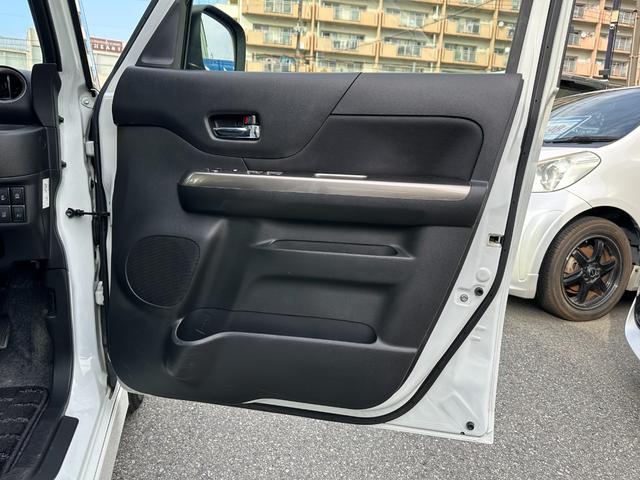 スペーシアカスタムＺ ターボ　純正８インチナビ　全方位カメラ　両側Ｐスライド　ＤＣＢＳ　クルーズコントロール　ＬＫＡ　シートヒーター　ＥＴＣ　純正１５インチＡＷ　ナノイー　ＨＩＤヘッドライト　ＬＥＤフォグライト　スマートキー（25枚目）