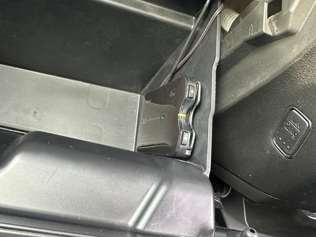 スペーシアカスタムＺ ターボ　純正８インチナビ　全方位カメラ　両側Ｐスライド　ＤＣＢＳ　クルーズコントロール　ＬＫＡ　シートヒーター　ＥＴＣ　純正１５インチＡＷ　ナノイー　ＨＩＤヘッドライト　ＬＥＤフォグライト　スマートキー（44枚目）