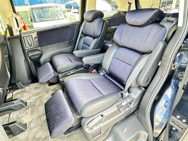 オデッセイ アブソルート・２０ｔｈアニバーサリー　純正８ｉｎメモリーナビ　バックカメラ　両側パワースライドドア　ＬＥＤヘッドライト　フォグライト　ハーフレザーシート　クルーズコントロール　ＣＴＢＡ　ＴＲＣ　ＥＴＣ　アイドリングストップ　パワーシート（30枚目）