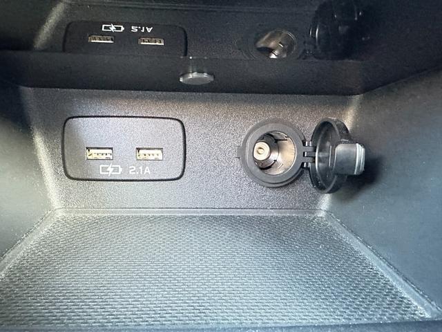 フォレスター プレミアム　純正９ｉｎメモリーナビＴＶ　サイド＆バックカメラ　レーダークルーズ　ＬＫＡ　ＢＳＭ　ＴＲＣ　ＥＴＣ　ナノイー　ハーフレザーパワーシート　パワーバックドア　シート＆ステアリングヒーター　ドラレコ（47枚目）