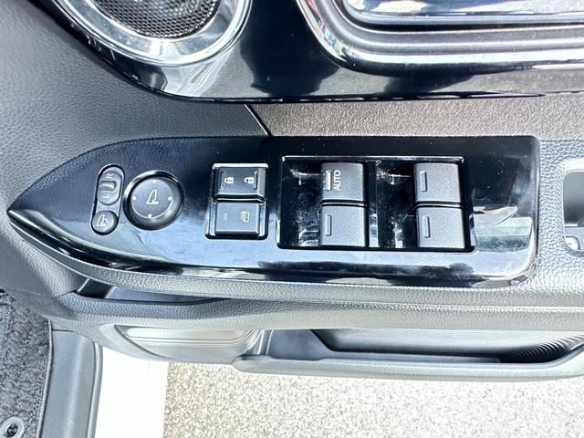 N-BOXカスタム L 純正メモリーナビTV Bカメラ ナビ連動ドラレコ パワースライドドア LKA TRC ETC LEDヘッドライト LEDフォグ 純正14inAW プッシュスタート スマートキー(32枚目)