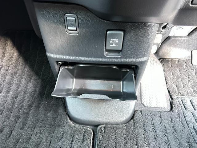 N-BOXカスタム L 純正メモリーナビTV Bカメラ ナビ連動ドラレコ パワースライドドア LKA TRC ETC LEDヘッドライト LEDフォグ 純正14inAW プッシュスタート スマートキー(48枚目)