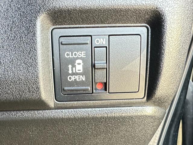 N-BOXカスタム ベースグレード 純正9inメモリーナビTV バックカメラ ナビ連動前後ドラレコ パワースライドドア 前席シートヒーター LKA TRC ETC LEDヘッドライト LEDフォグ 純正14inAW クリアランスソナー(42枚目)