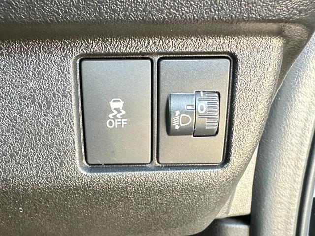 N-BOXカスタム ベースグレード 純正9inメモリーナビTV バックカメラ ナビ連動前後ドラレコ パワースライドドア 前席シートヒーター LKA TRC ETC LEDヘッドライト LEDフォグ 純正14inAW クリアランスソナー(43枚目)