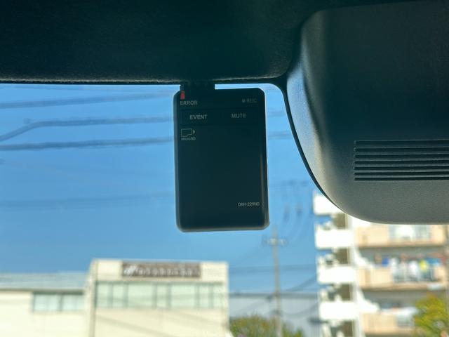 N-BOXカスタム ベースグレード 純正9inメモリーナビTV バックカメラ ナビ連動前後ドラレコ パワースライドドア 前席シートヒーター LKA TRC ETC LEDヘッドライト LEDフォグ 純正14inAW クリアランスソナー(44枚目)