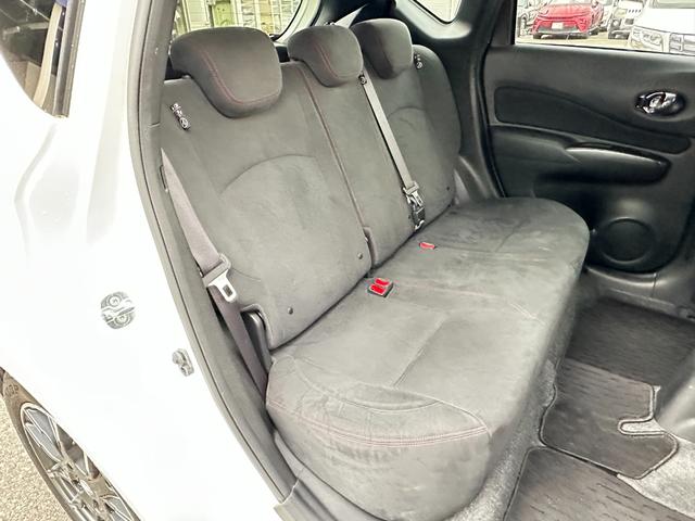 ノート ｅ－パワーニスモ　純正メモリーナビ　フルセグＴＶ　アラウンドビューカメラ　エマージェンシーブレーキ　デジタルインナーミラー　ＬＥＤヘッドライト　ＬＥＤフォグライト　ＬＫＡ　ＴＲＣ　ＥＴＣ　クリアランスソナー（32枚目）