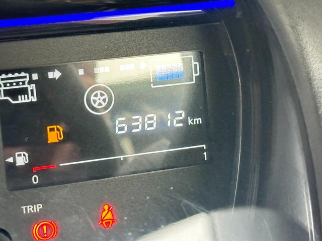 ノート ｅ－パワーニスモ　純正メモリーナビ　フルセグＴＶ　アラウンドビューカメラ　エマージェンシーブレーキ　デジタルインナーミラー　ＬＥＤヘッドライト　ＬＥＤフォグライト　ＬＫＡ　ＴＲＣ　ＥＴＣ　クリアランスソナー（40枚目）