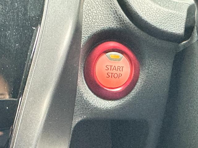 ノート ｅ－パワーニスモ　純正メモリーナビ　フルセグＴＶ　アラウンドビューカメラ　エマージェンシーブレーキ　デジタルインナーミラー　ＬＥＤヘッドライト　ＬＥＤフォグライト　ＬＫＡ　ＴＲＣ　ＥＴＣ　クリアランスソナー（43枚目）