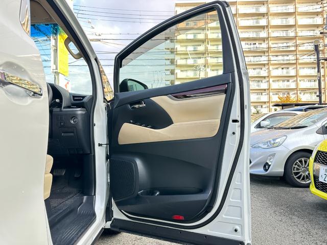 アルファード 2.5X 脱着式サイドリフトアップシート 純正9インチメモリーナビTV 純正フFDモニター Bモニター 両側パワースライド ETC ウッドコンビハンドル Cソナー 純正16AW LEDヘッドライト フォグライト(25枚目)