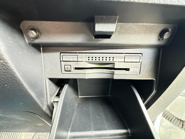 アルファード 2.5X 脱着式サイドリフトアップシート 純正9インチメモリーナビTV 純正フFDモニター Bモニター 両側パワースライド ETC ウッドコンビハンドル Cソナー 純正16AW LEDヘッドライト フォグライト(46枚目)